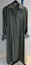 Afbeelding in Gallery-weergave laden, DRESS
