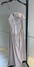 Afbeelding in Gallery-weergave laden, DRESS

