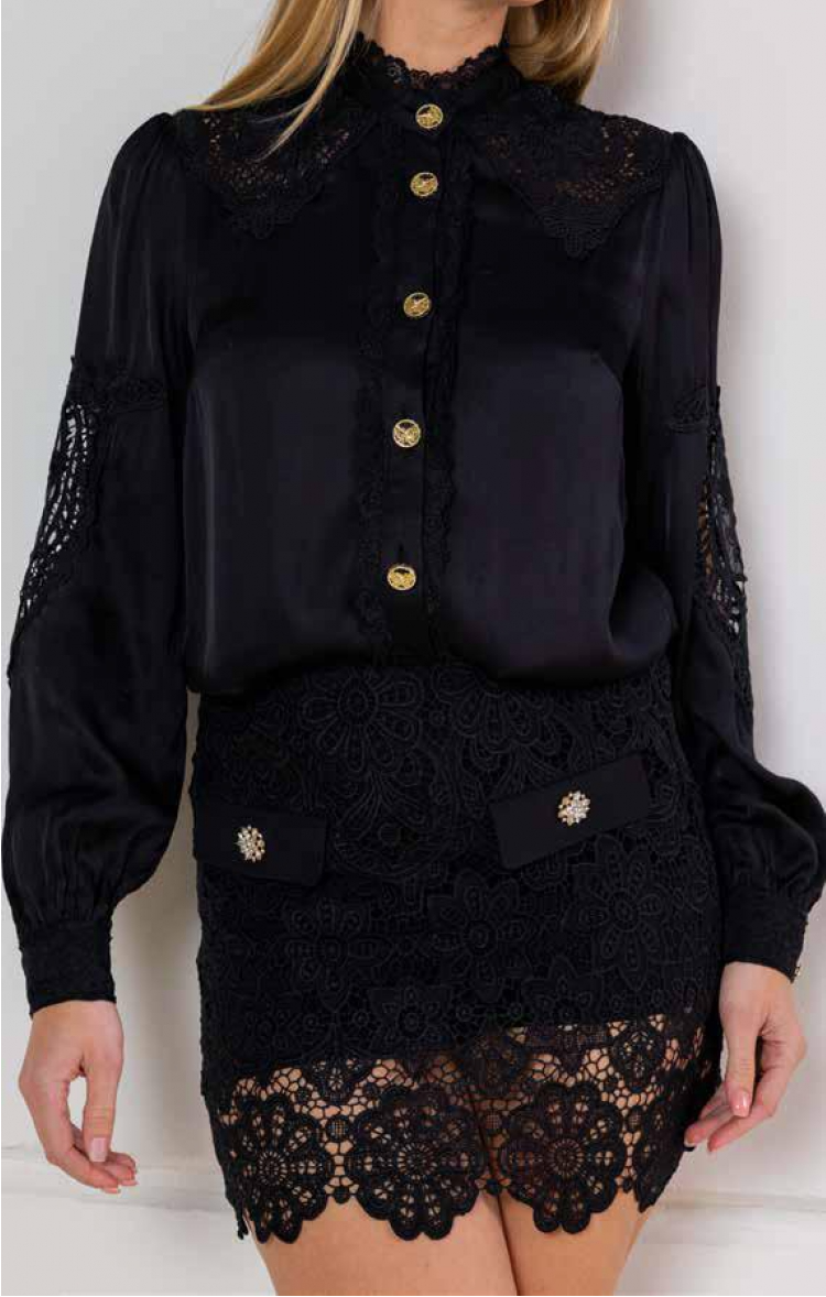 BLOUSE